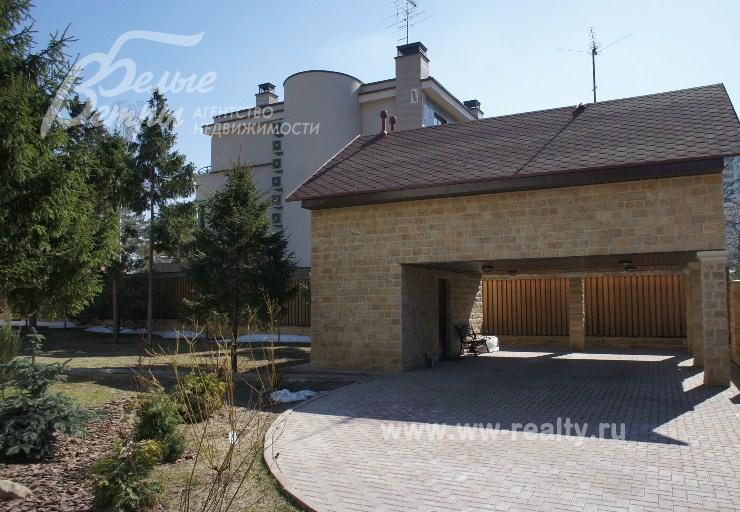 Навес на 2 авто с квартирой персонала на втором этаже