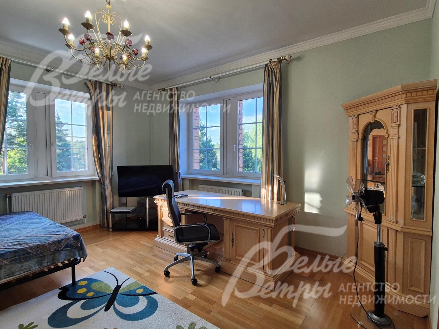 Рабочая зона в детской