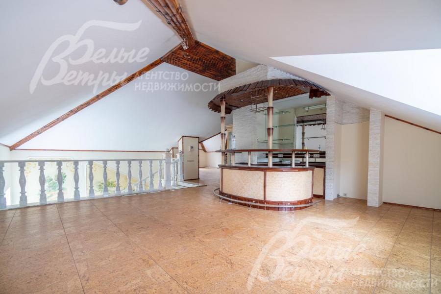 Площадь холла с барной зоной - 137,5 кв.м