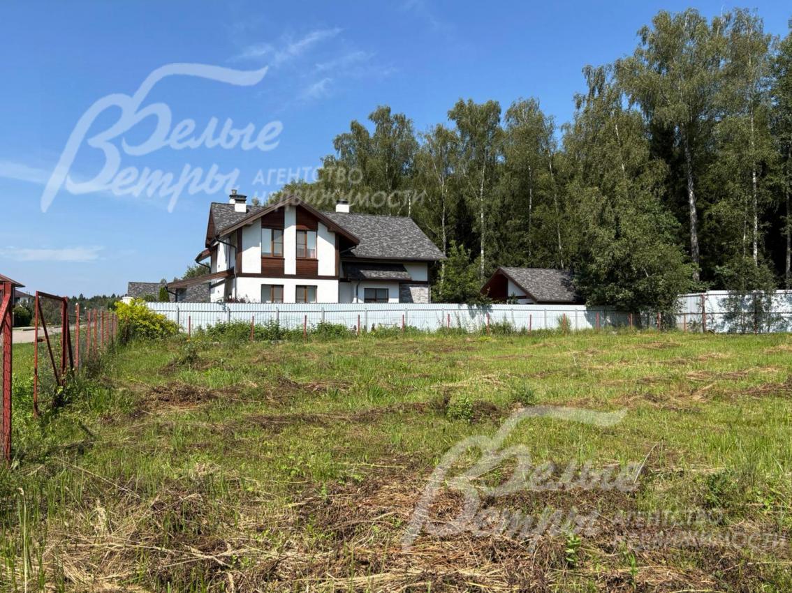 Рядом с коттеджным посёлком – городская инфраструктура Троицка, Красной Пахры, Былово и Полян