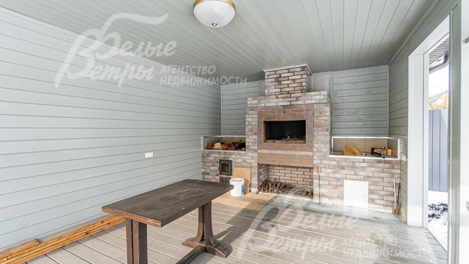 Печь барбекю в беседке