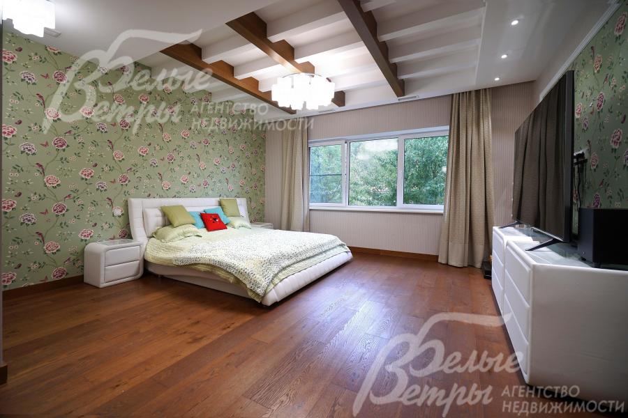 Мастер-спальня 1-ого этажа