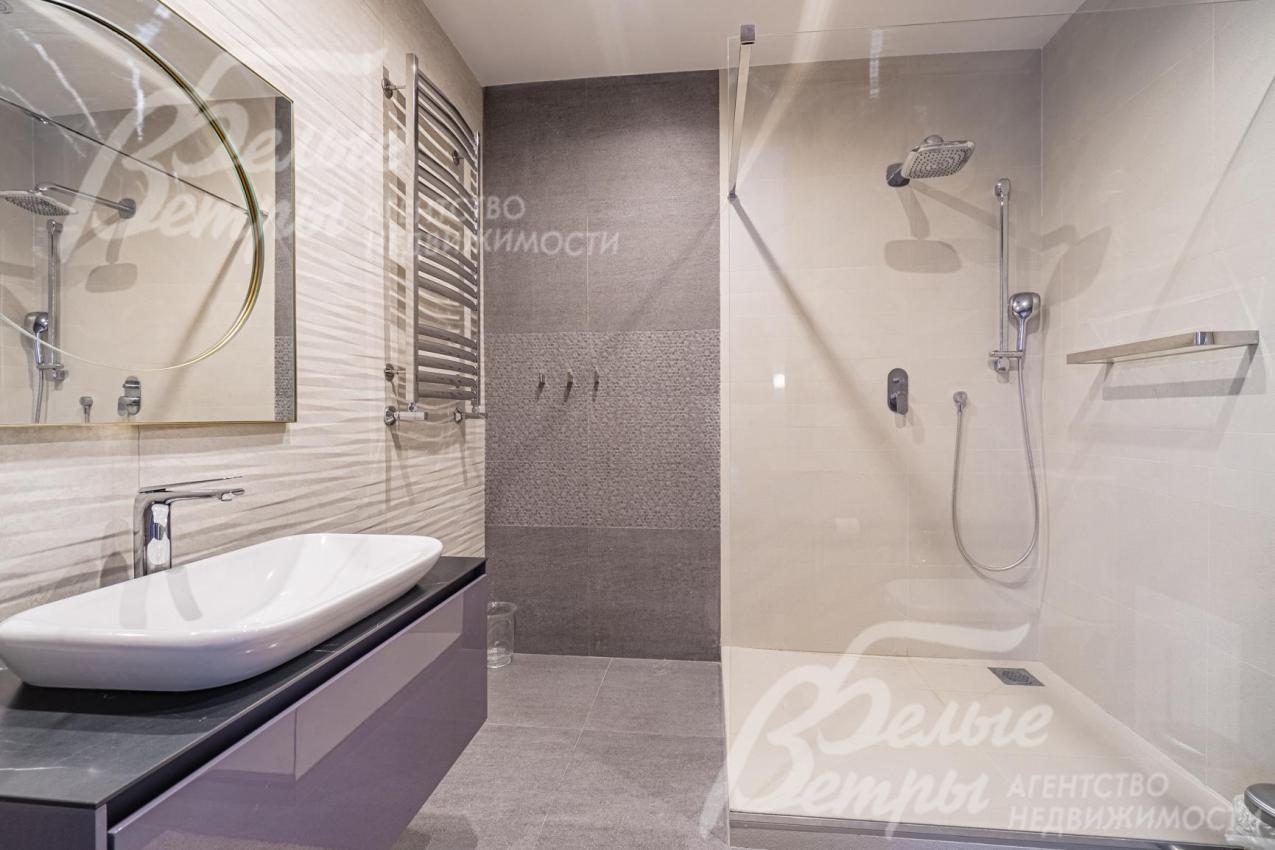 Санузел при гостевой спальне