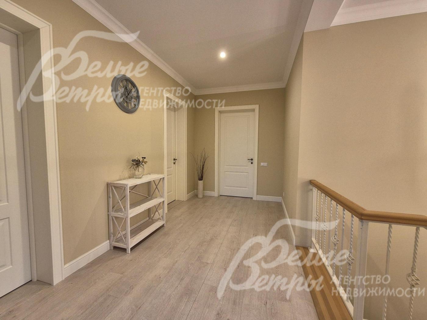 Четыре спальни на втором этаже