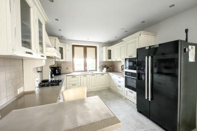 Дом в аренду, Капитолий к/п (Первомайское), 335 кв.м