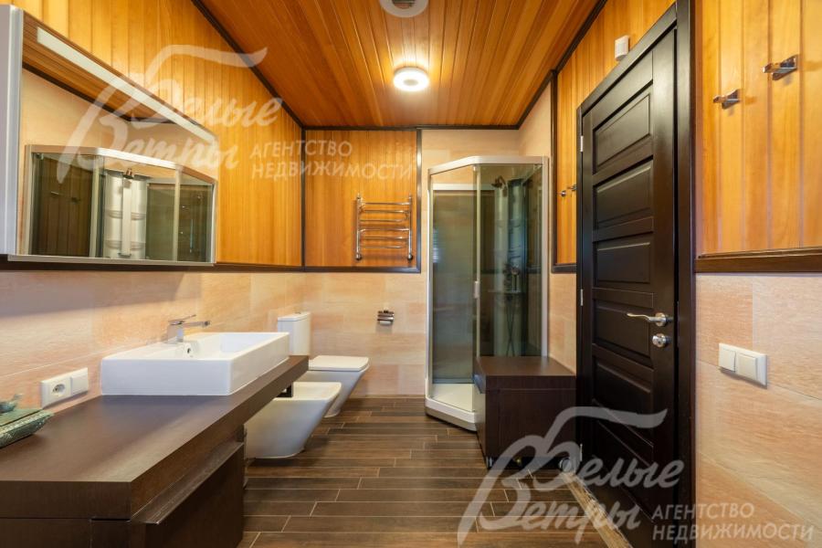 В санузлах - сантехника премиальных брендов Villeroy & Boch и Jacob Delafon