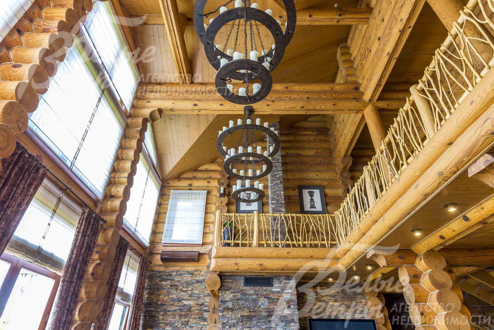 Немецкая люстра из множества свечей, сделанная на заказ фирмой Robers