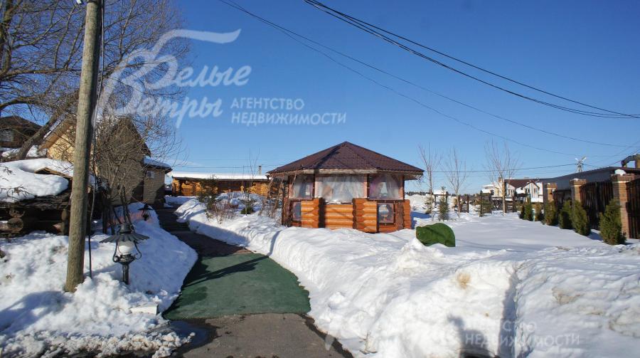 Зона отдыха с рестораном, сауной, беседками-барбекю, детской площадкой, веревочным парком