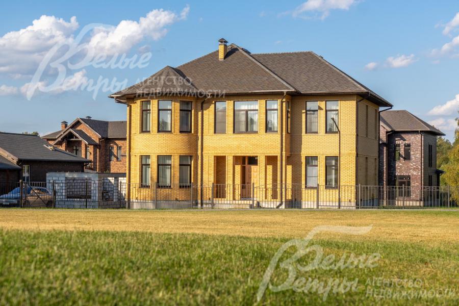 Коттеджный посёлок построен в едином стиле