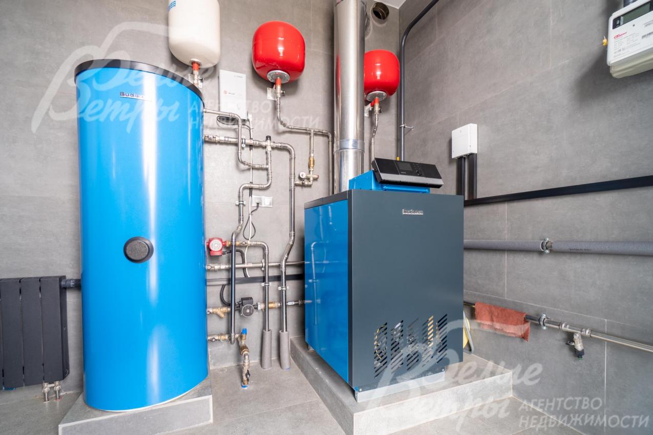газовый котел и бойлер (200л) Buderus, система тонкой очистки воды (США)
