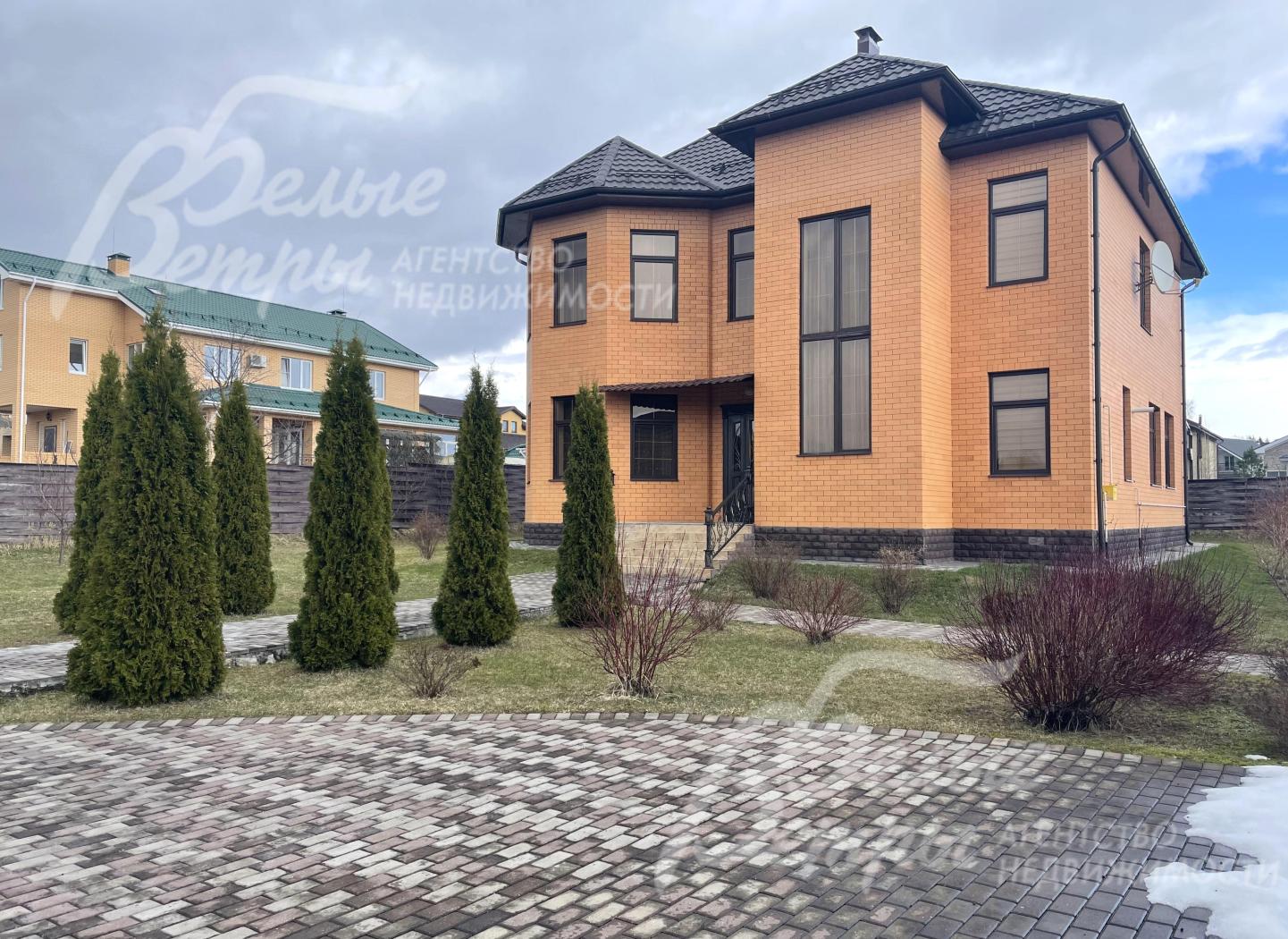 Кирпичный дом 340 кв.м в охраняемом КП Никольские озера