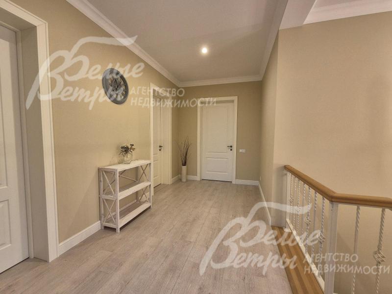 Четыре спальни на втором этаже