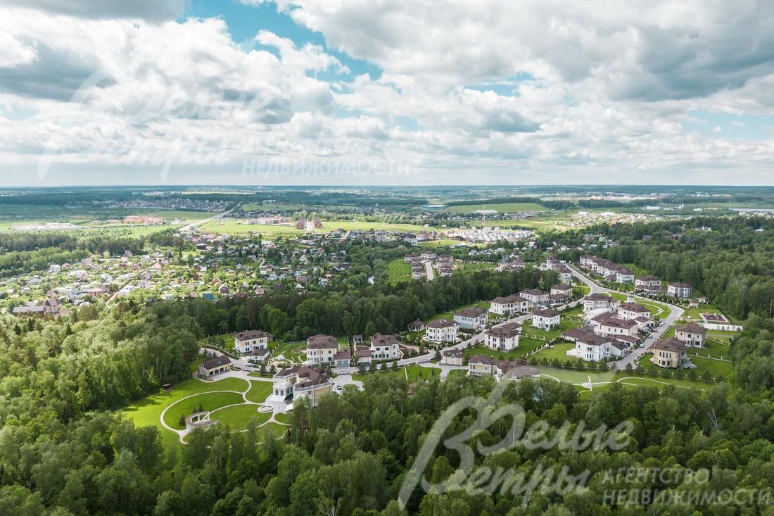 Вид на поселок Идиллия 