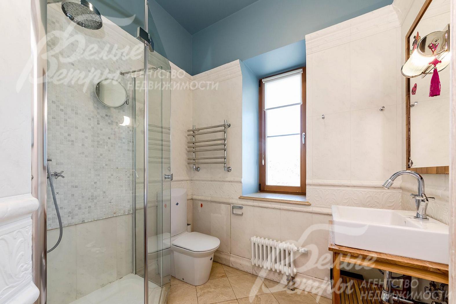 Санузел на первом этаже