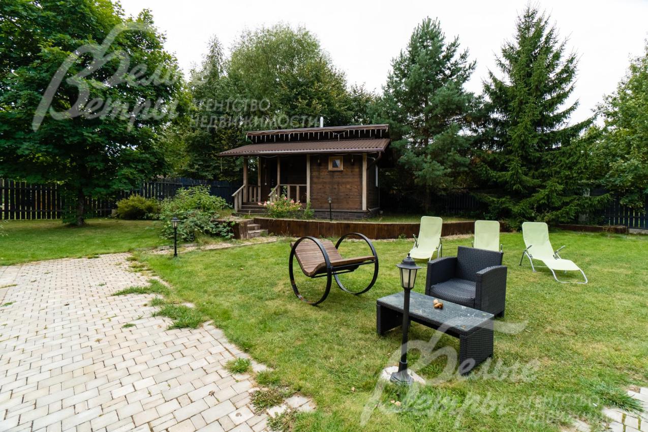 Уличная мебель на участке