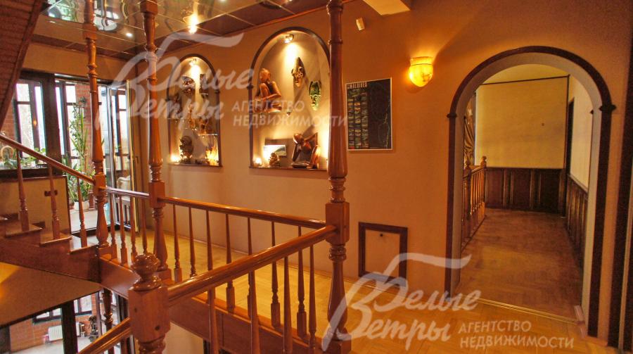 Галерея второго этажа. 