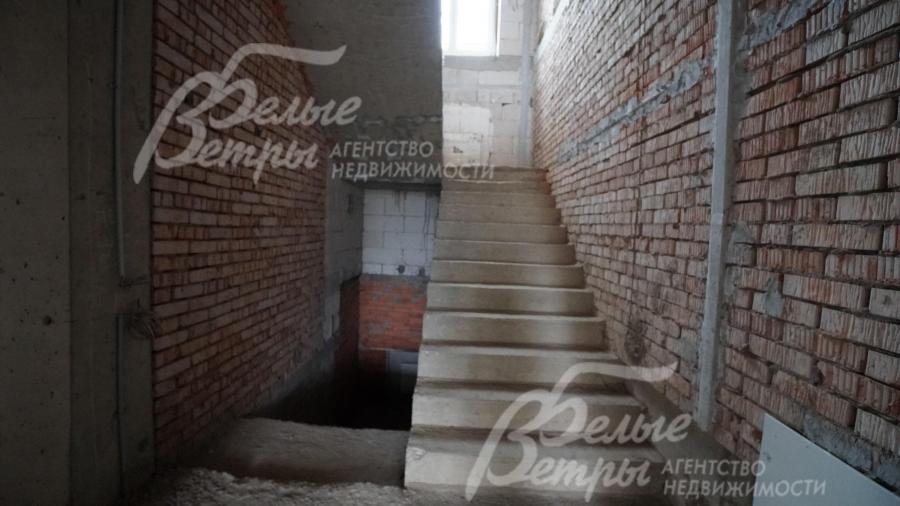 Широкая удобная ж/б монолитная лестница