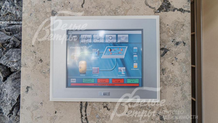 Панель управления бассейном + Система "умный дом" на базе оборудования AMX (управление с планшета)