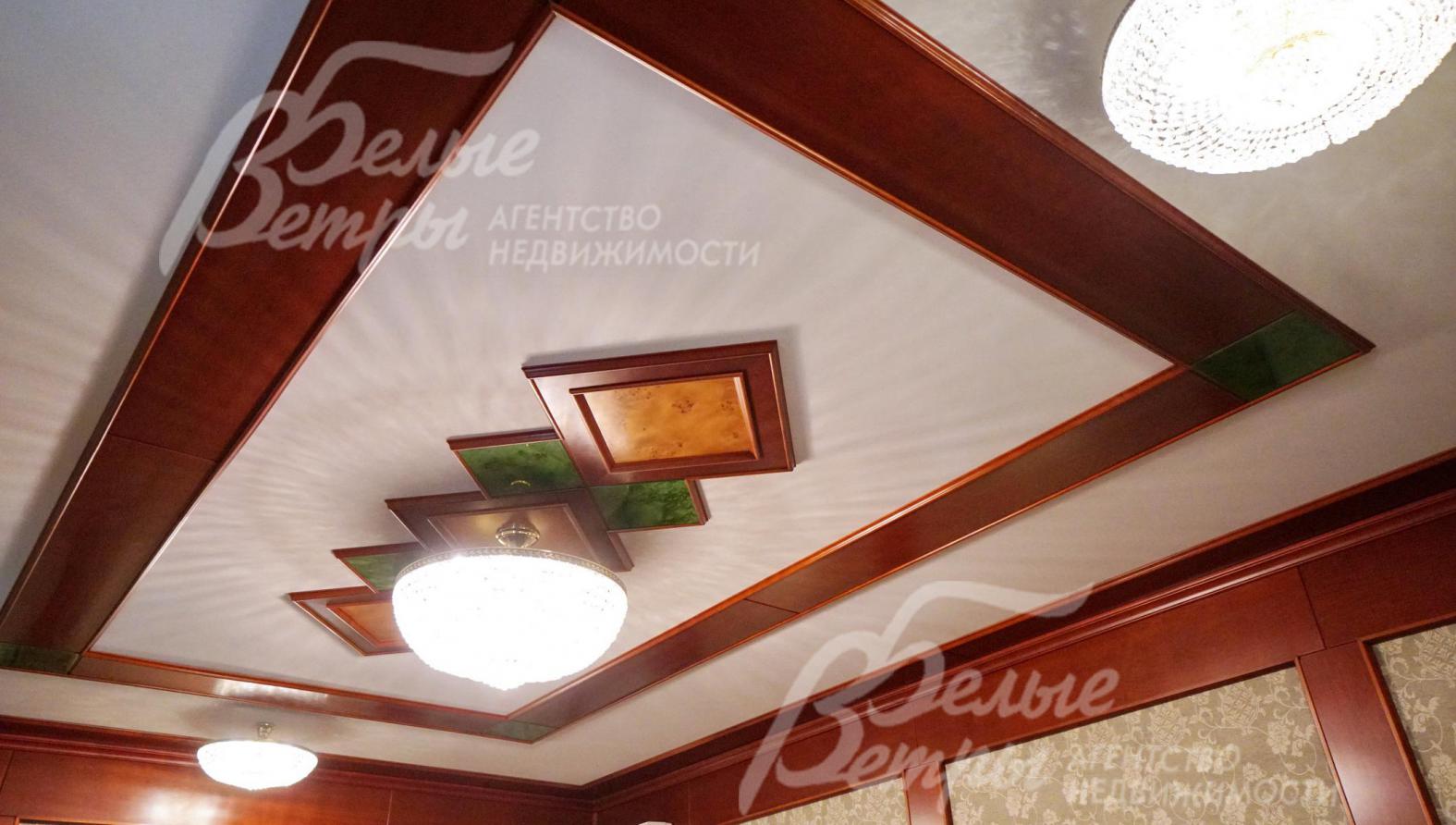 Потолок в кабинете