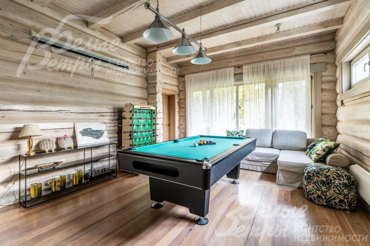 Бильярдная