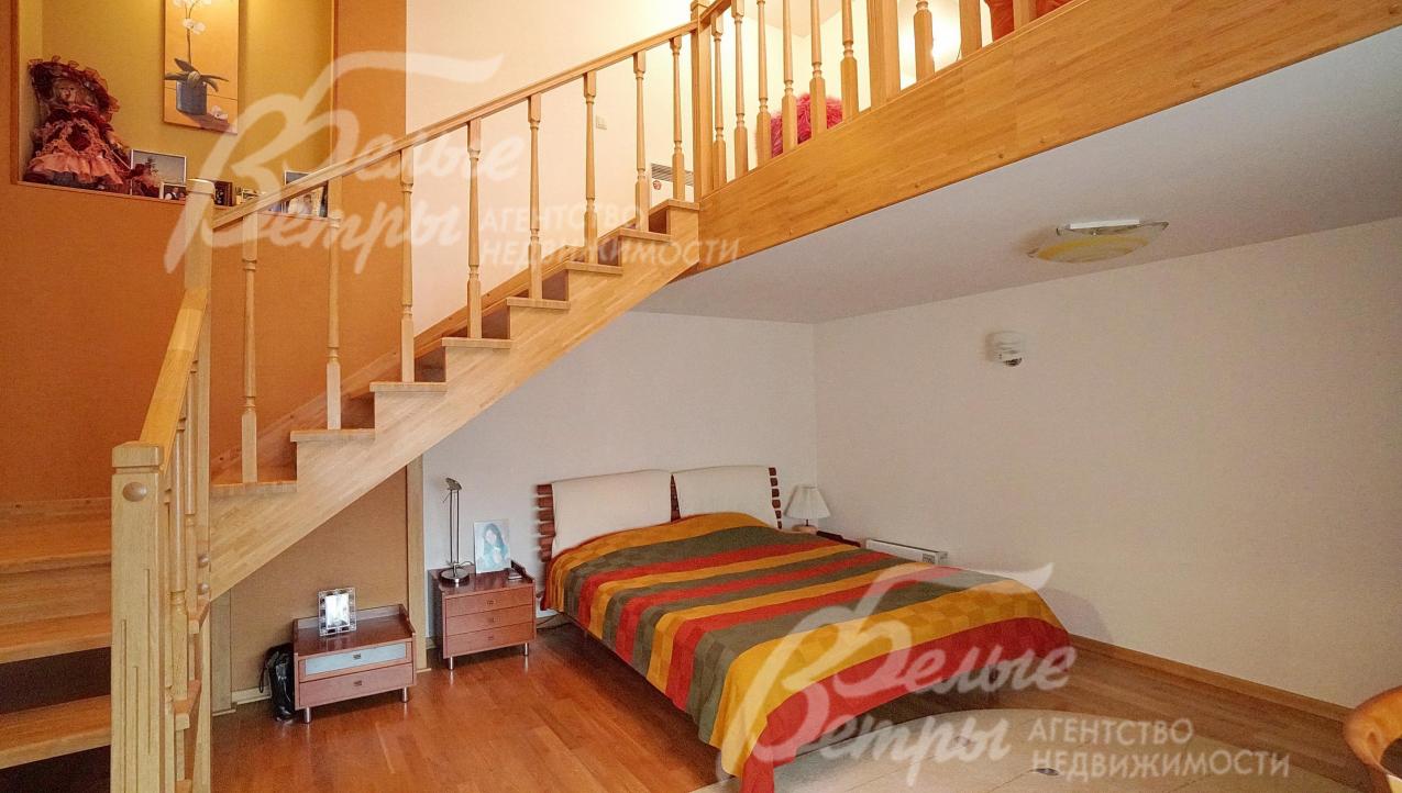 Спальня 25 кв.м с антресолью 10 кв.м