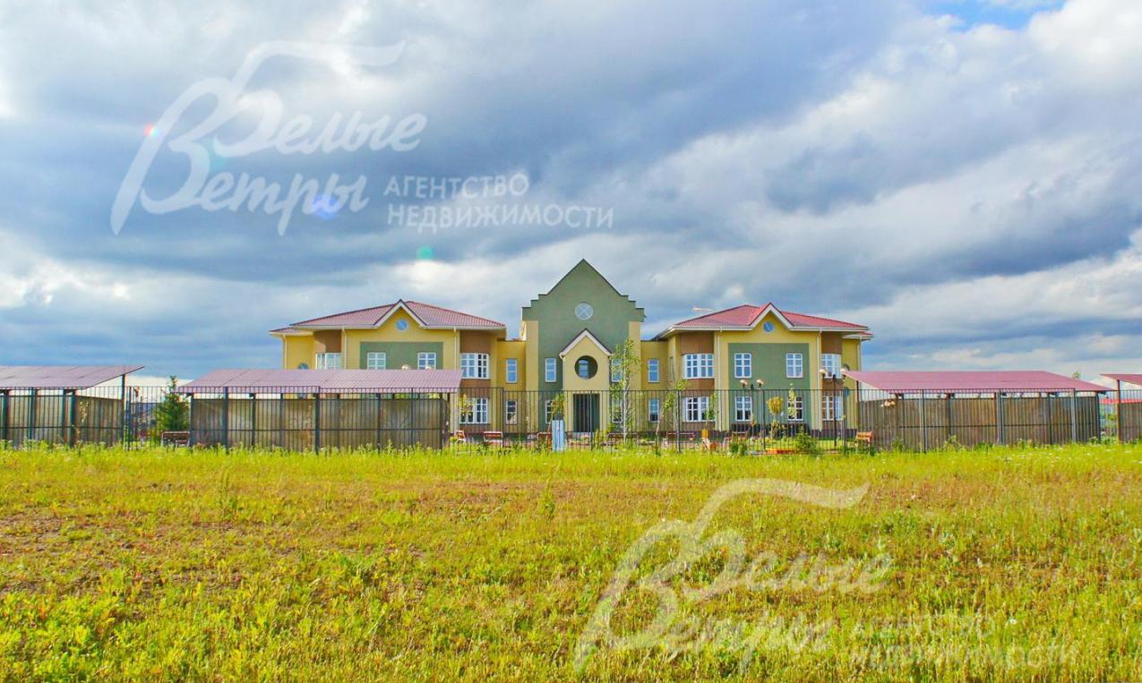 Детский сад на территории поселка