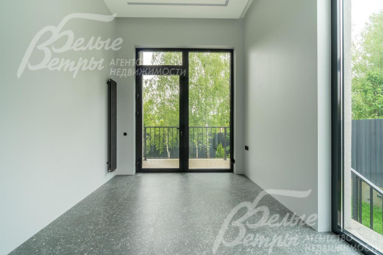 Окна дома выходят на 3 стороны