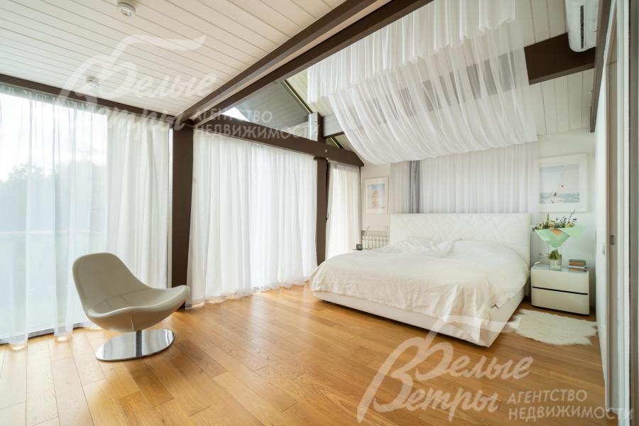 Все спальни оборудованы шкафами и мебелью