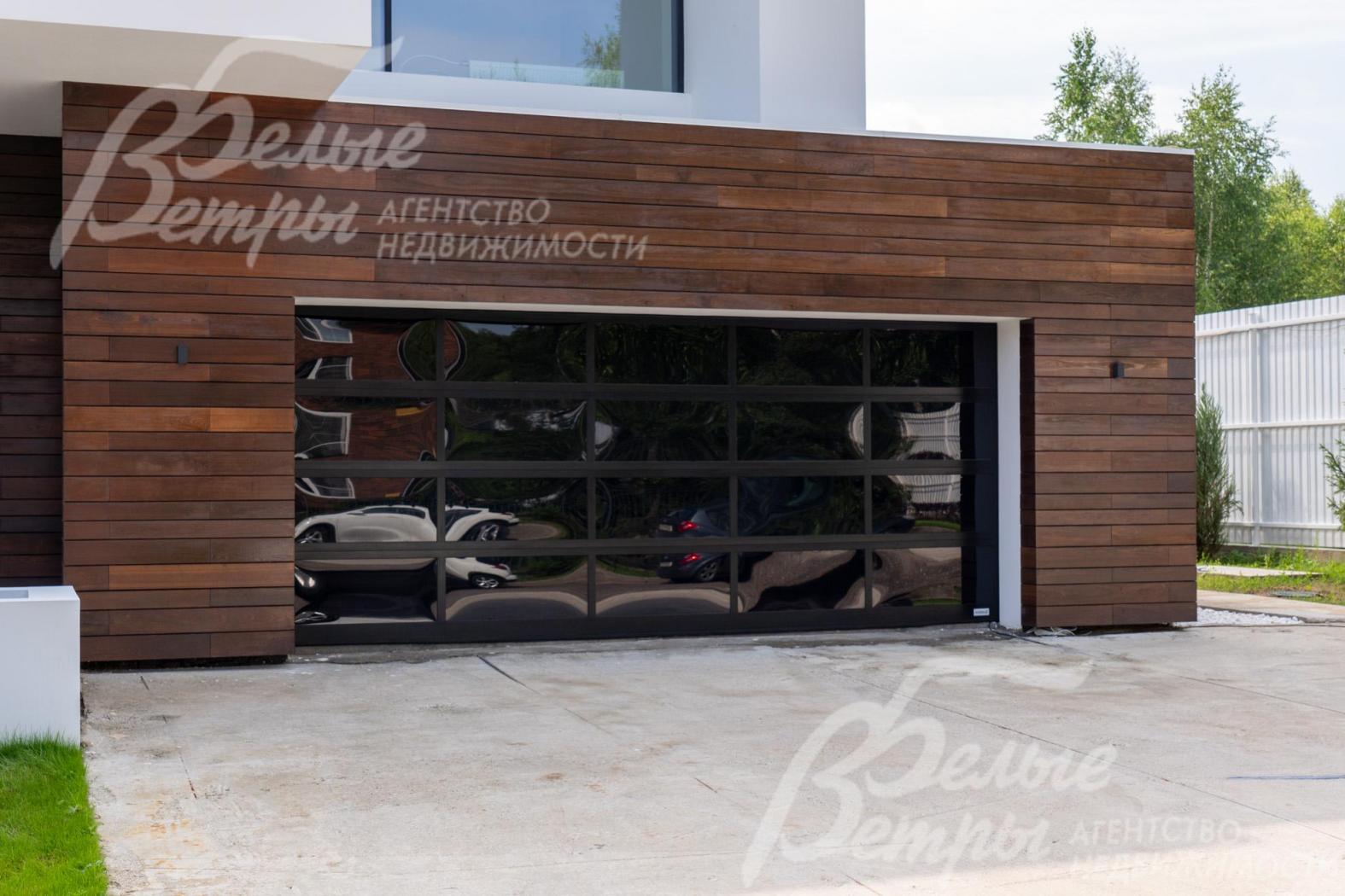 Гаражные ворота - с зеркальным остеклением