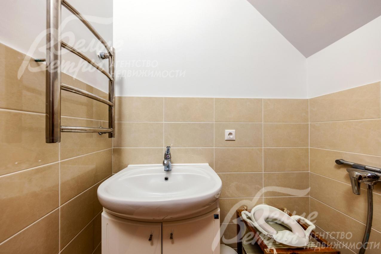 Санузел на втором этаже (во всех санузлах - тёплые полы)