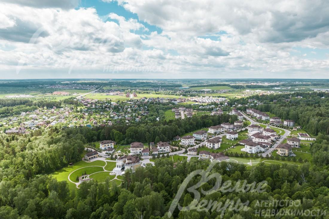 Вид на поселок Идиллия 