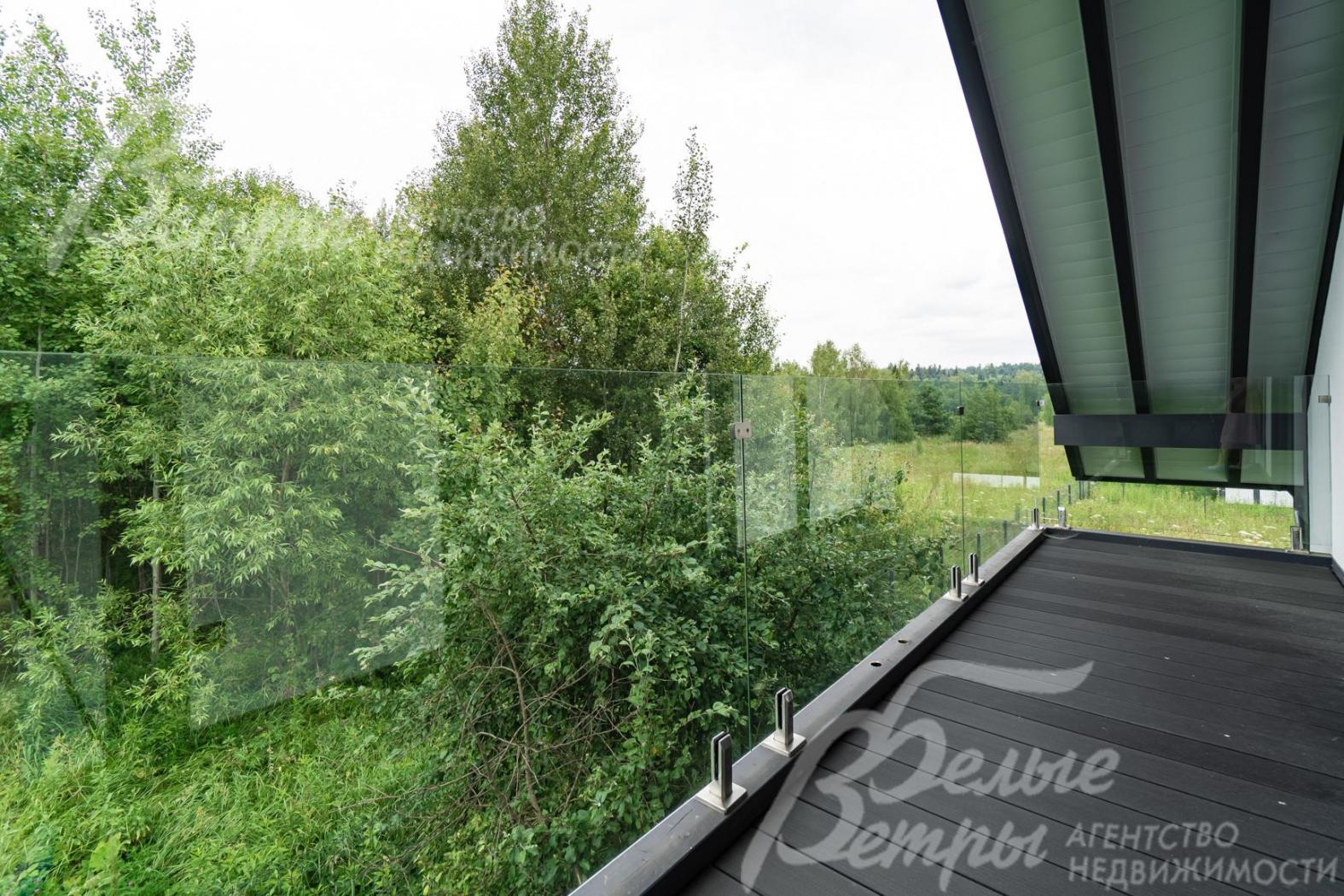 Подряд. Балкон на 2 этаже