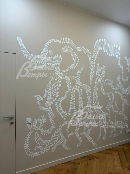 Авторский рисунок художника с техникой "скрытые объекты", со скрытыми животными