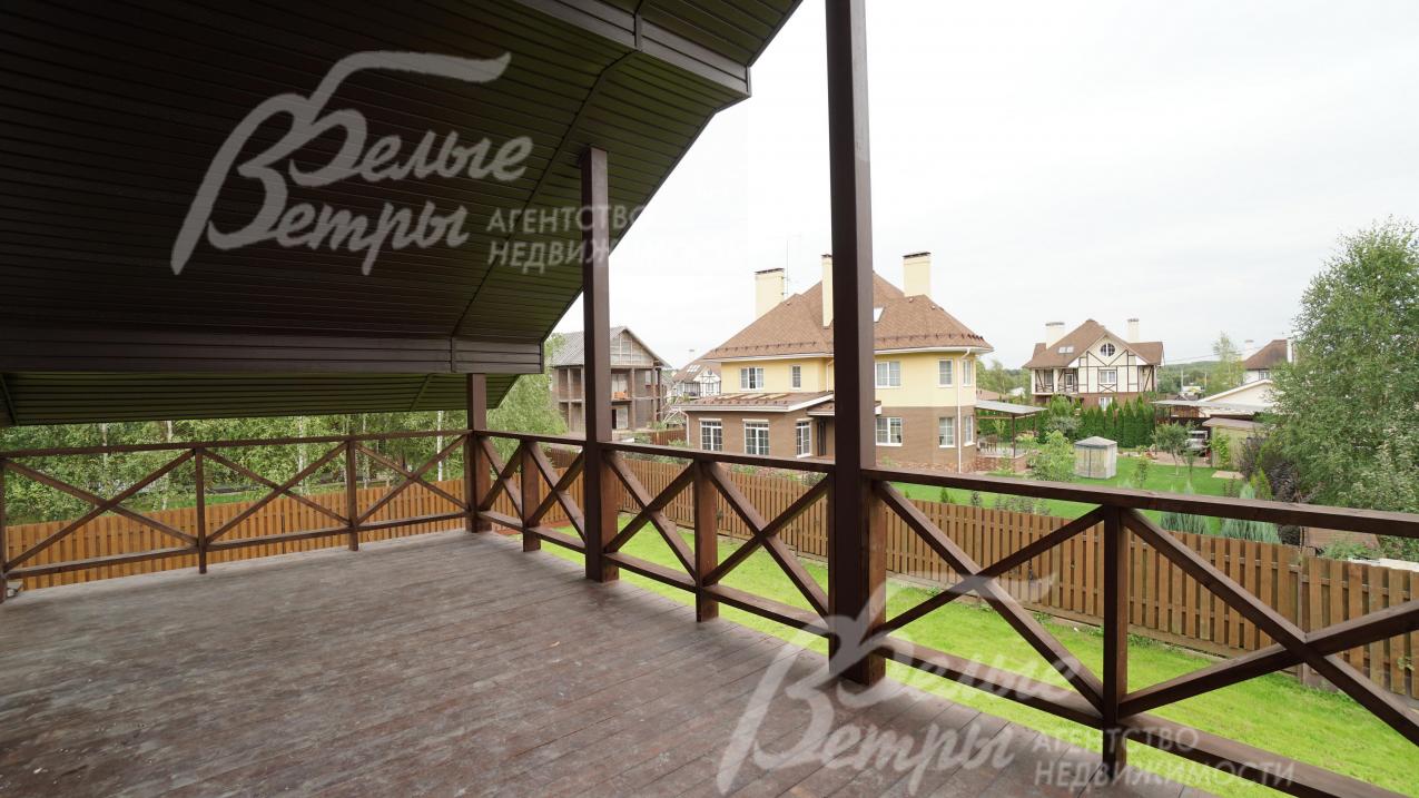 крытая терраса 24 кв.м на 1-м и 2-м этажах