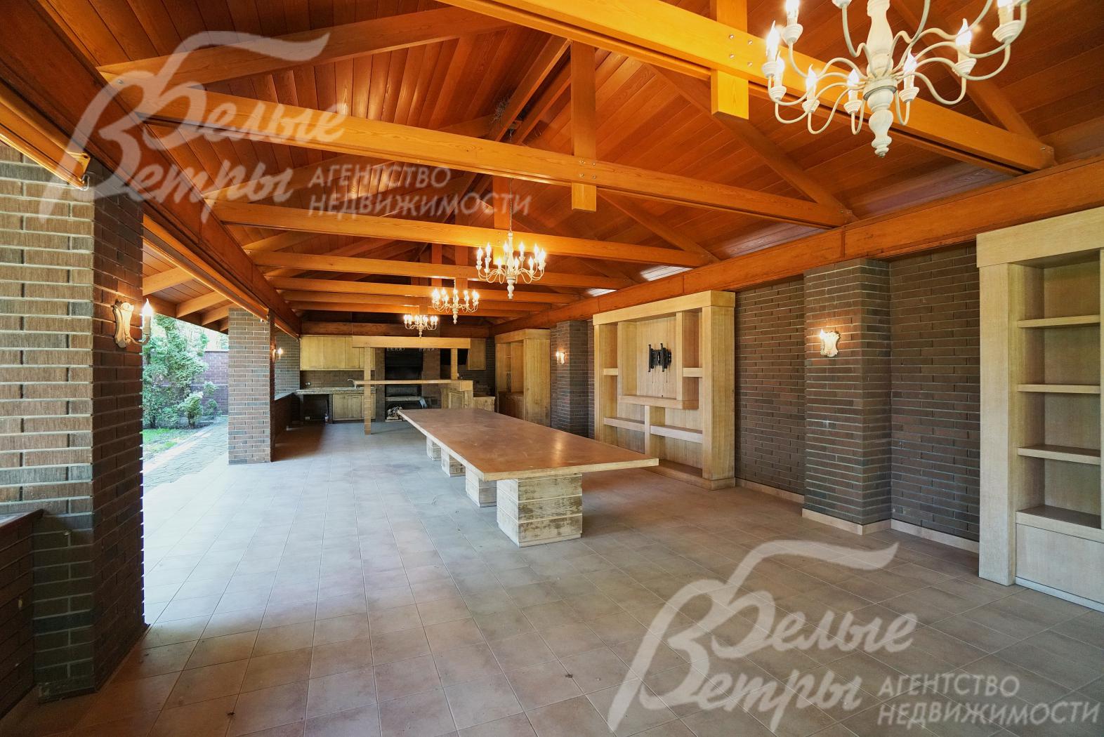 Всесезонная беседка 50 кв.м из кирпича в одном стиле с домом