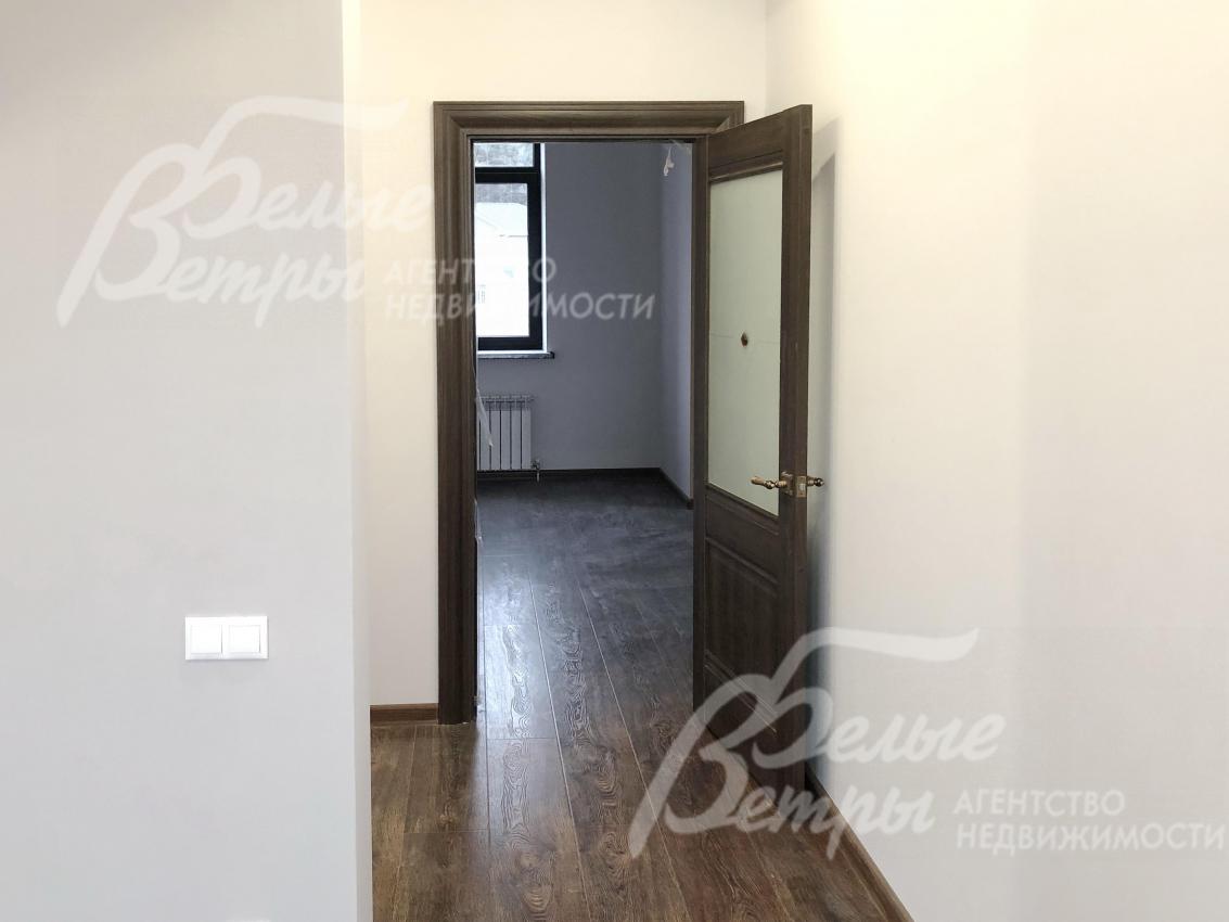 Холл на 2 этаже