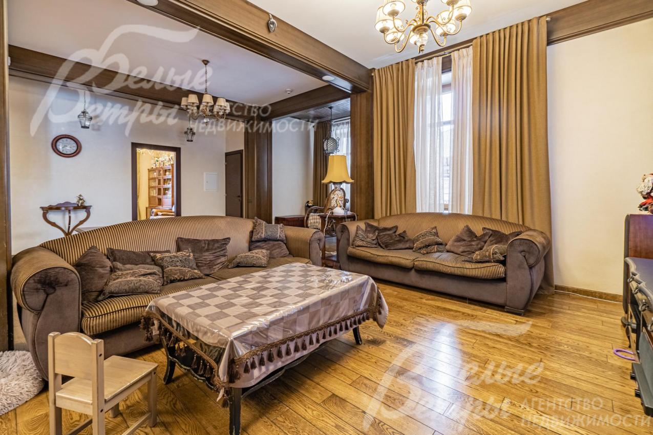 Лаунж зона в гостиной 