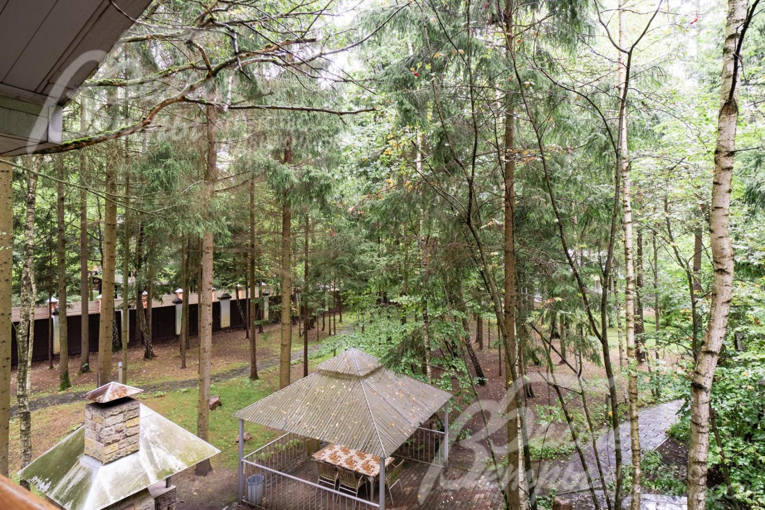 Вид с балкона мастер-спальни