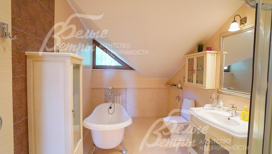 Санузел главной спальни 9 кв.м