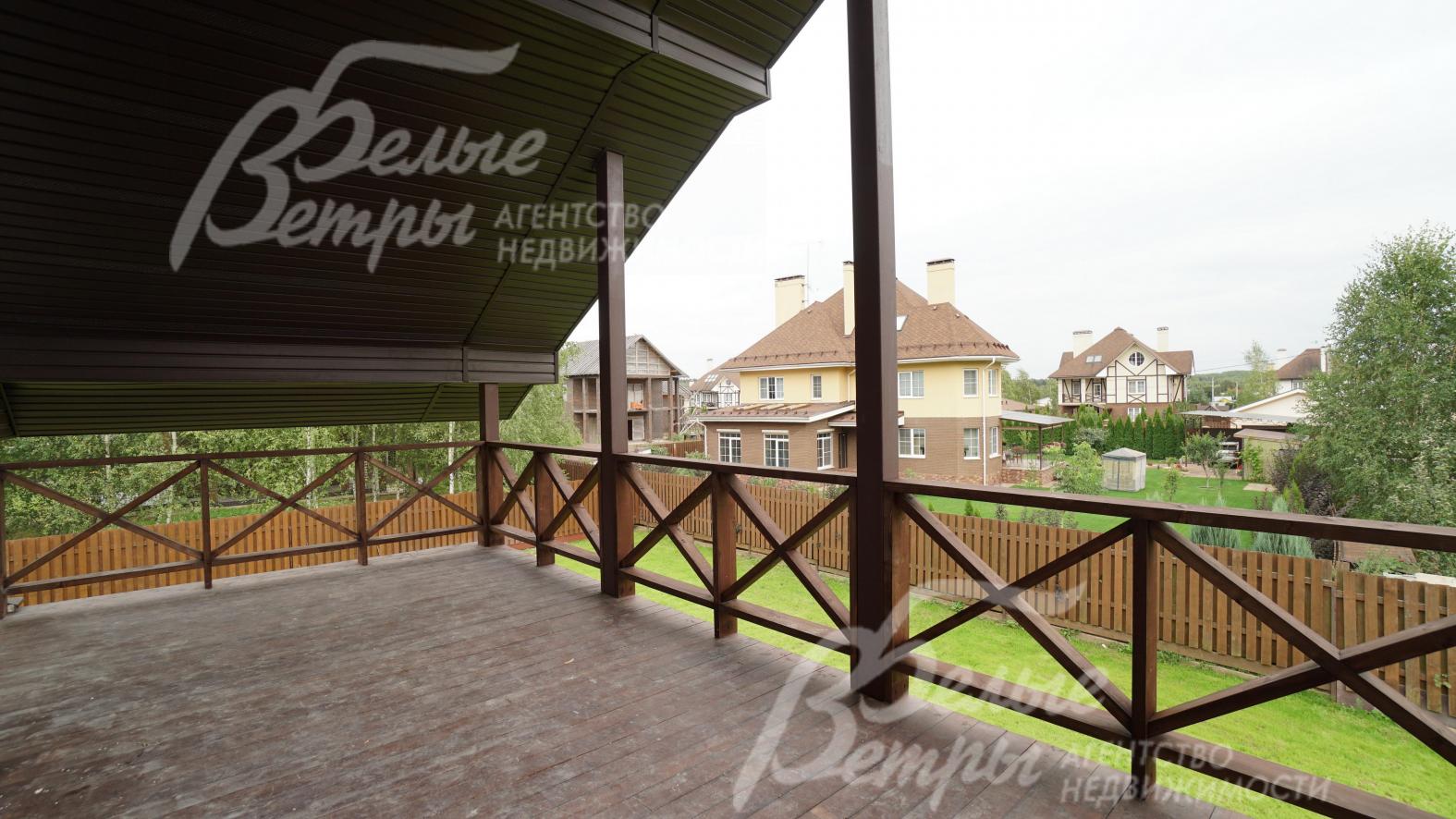 крытая терраса 24 кв.м на 1-м и 2-м этажах