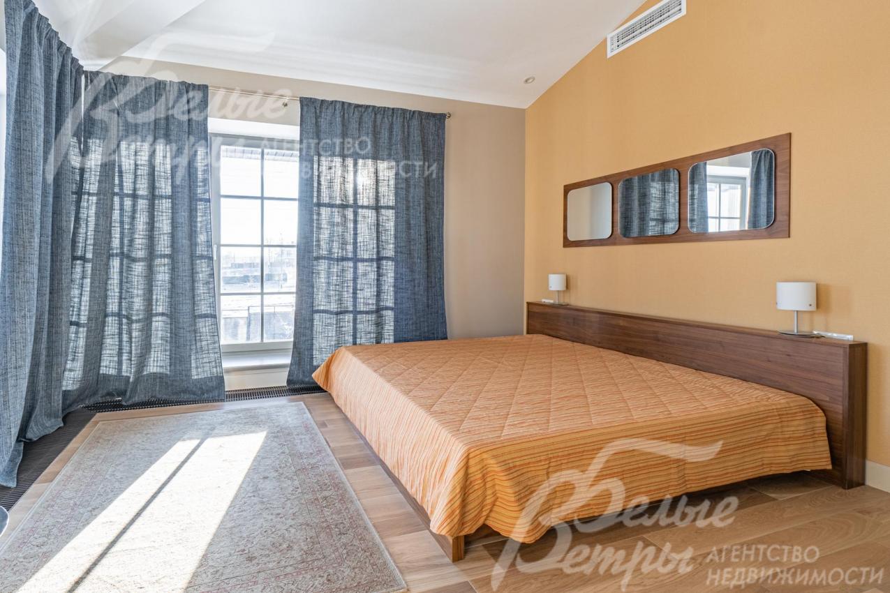 Спальня 4 с панорамным остеклением