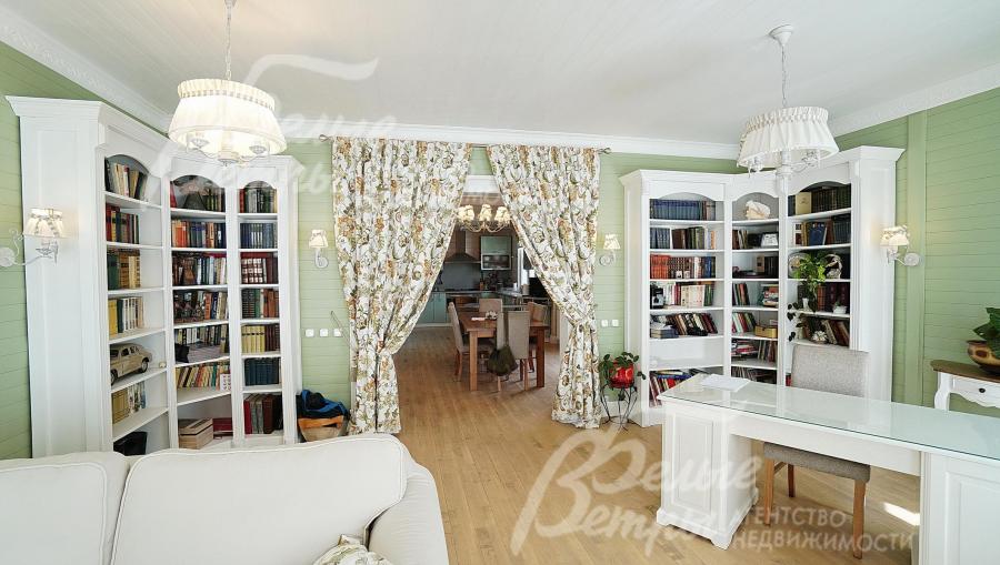 Из кухни-столовой выход в гостиную 27 кв.м