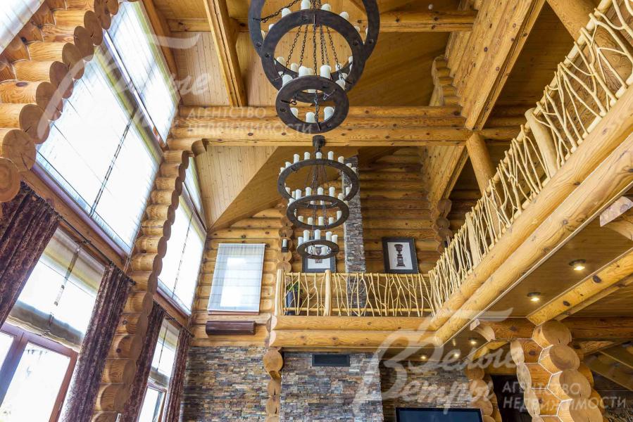 Немецкая люстра из множества свечей, сделанная на заказ фирмой Robers