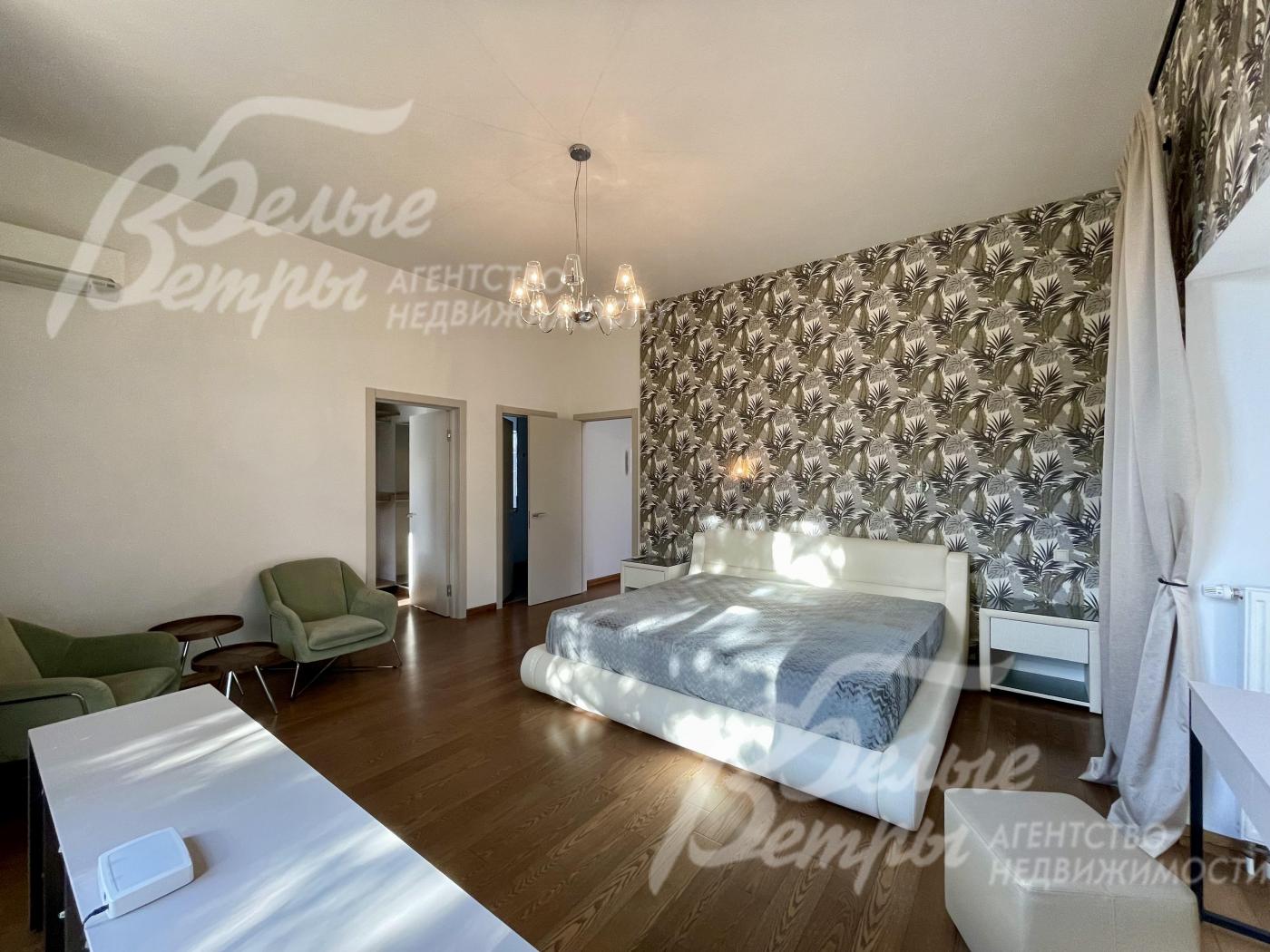 Мастер-спальня со своей гардеробной и ванной комнатой