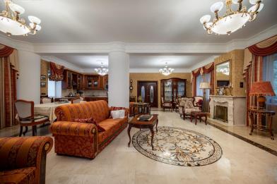 Дом, ВИК к/п (Кузнецово), 378&nbsp;кв.м