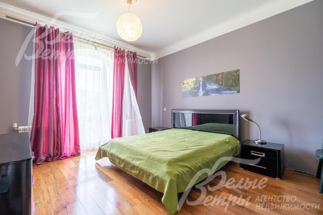 В доме 9 спален