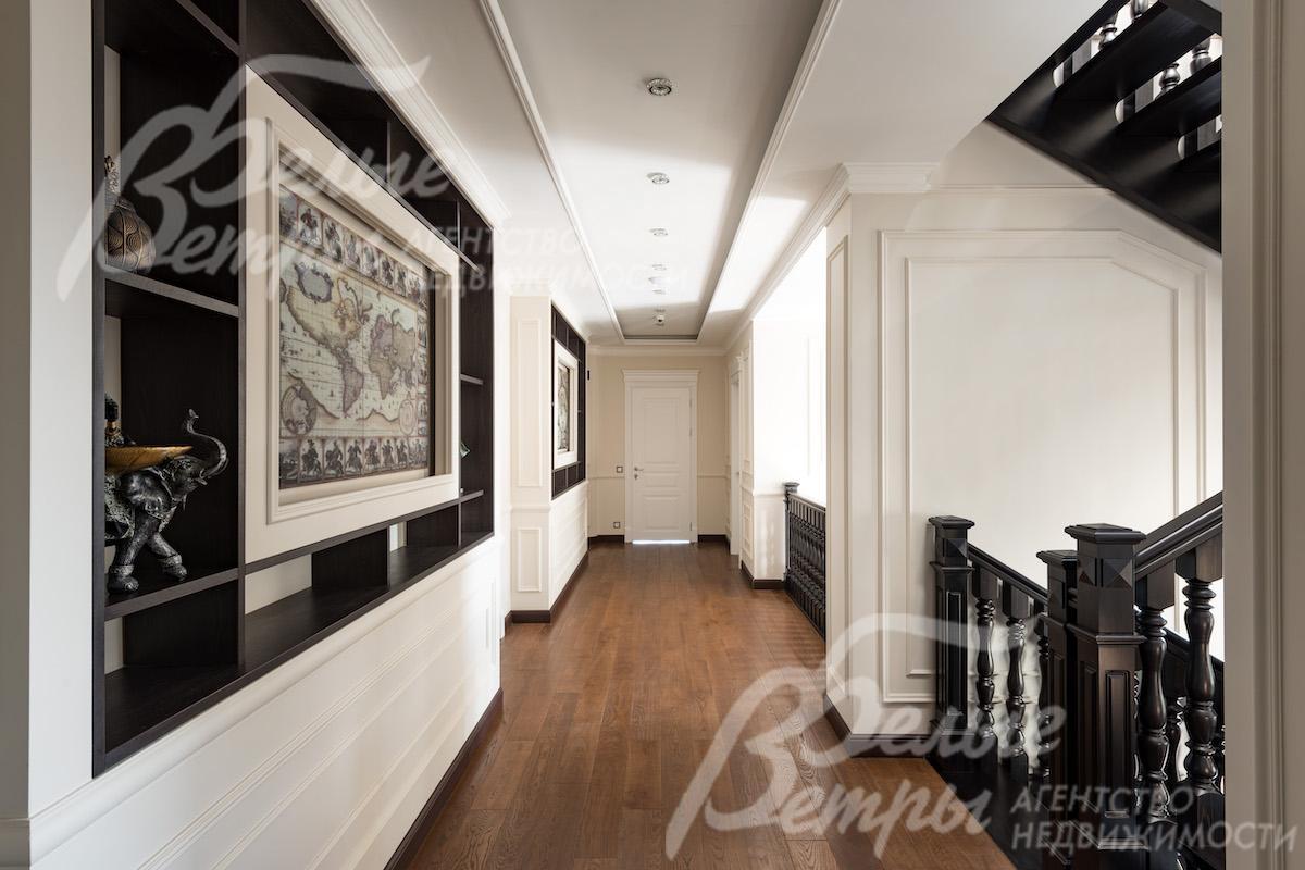 Холл-галерея 2-го этажа