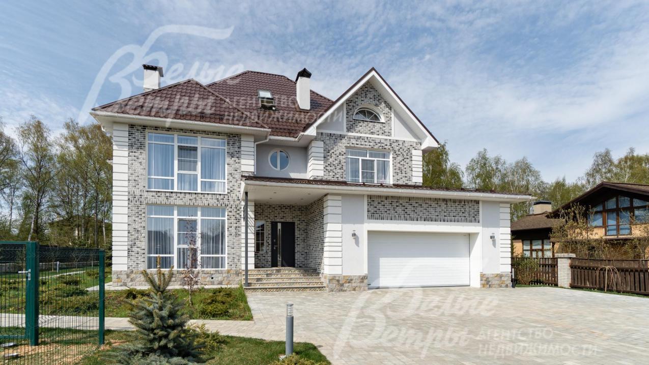 Новый дом площадью 433 кв.м в элитном коттеджном поселке Чистые Ключи