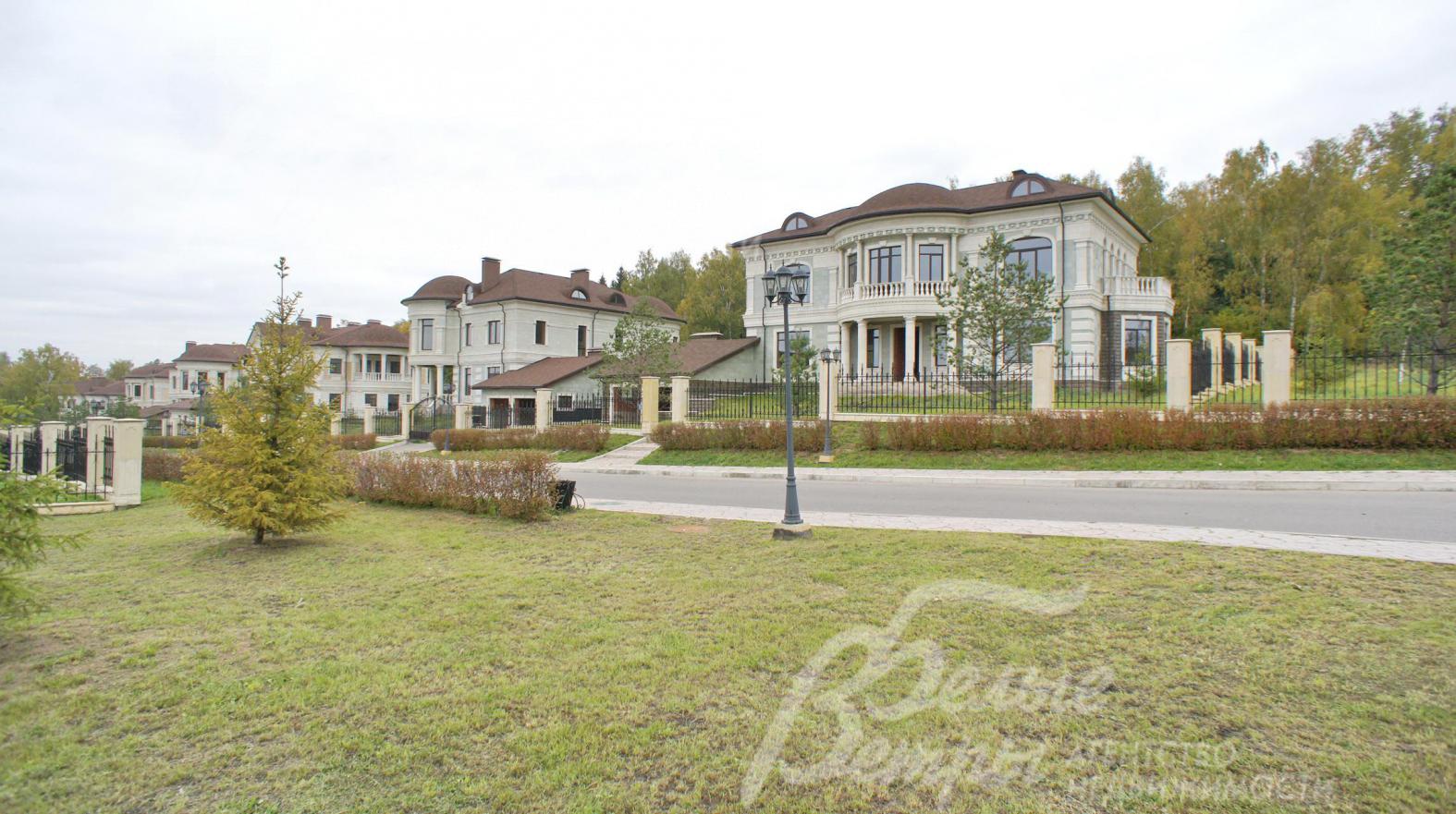 Улица в КП Идллия