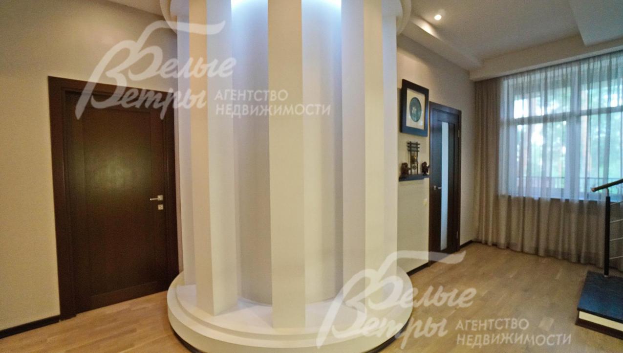 Холл 2-ого этажа